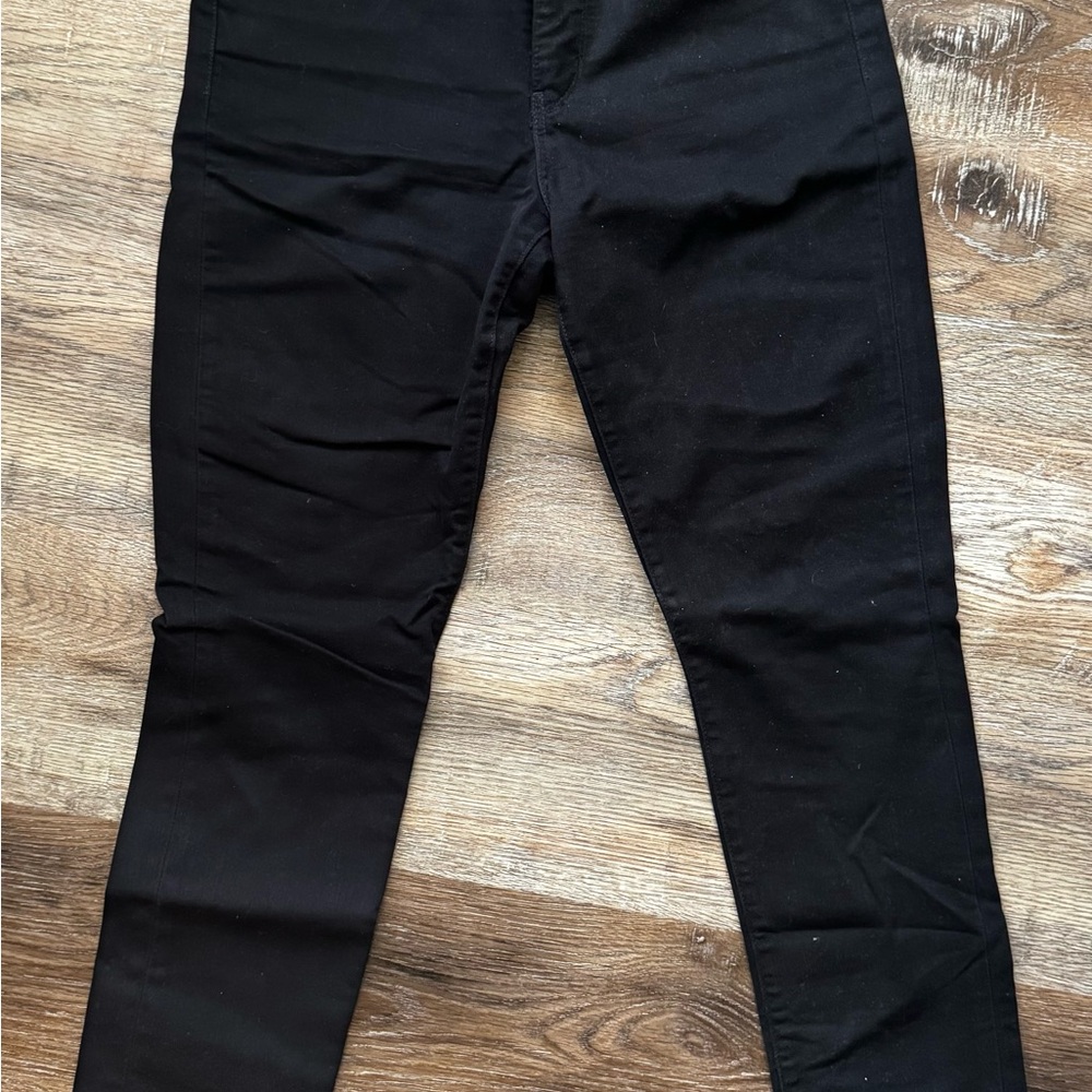 Levi’s Black Skinny Jeans